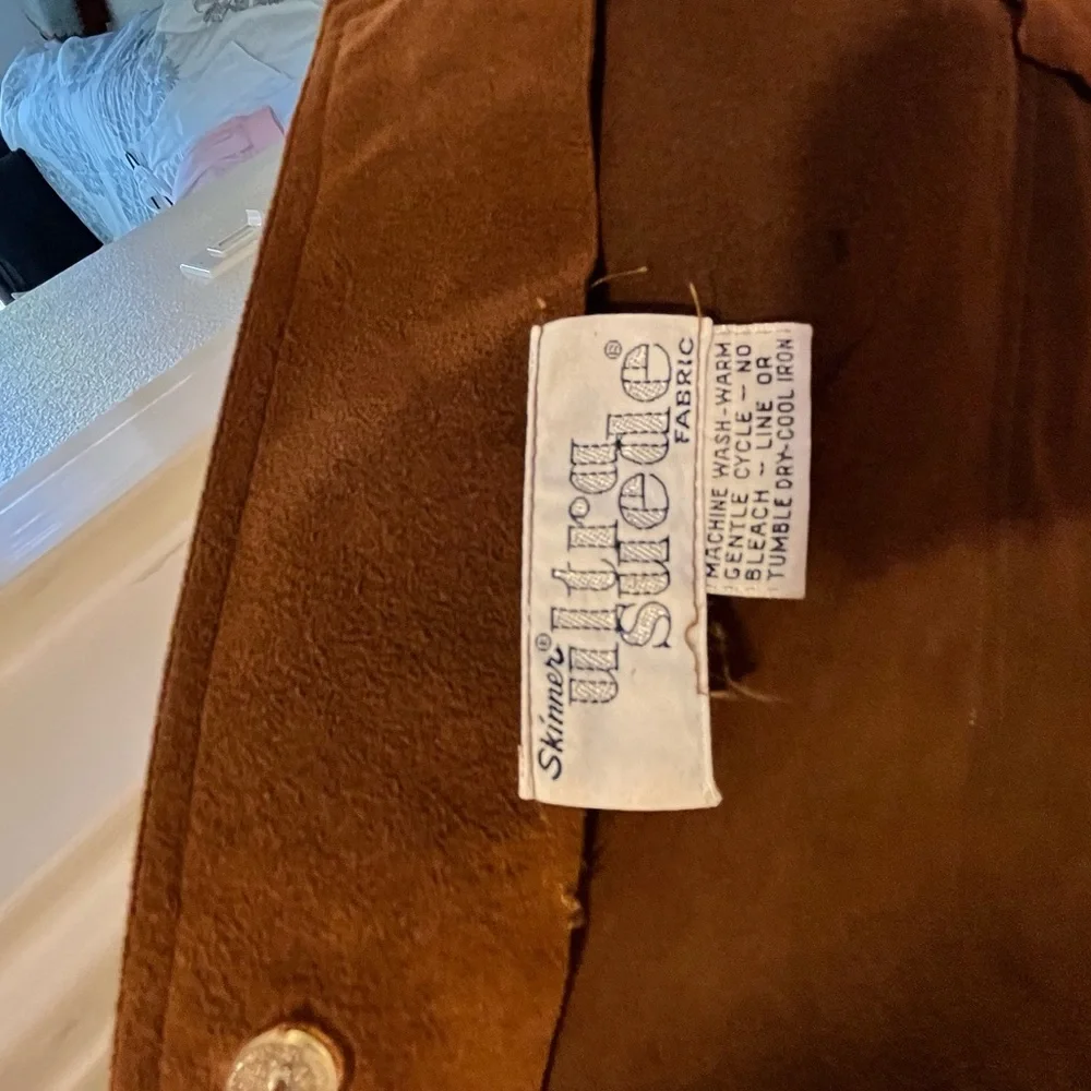 Suede jacket - Picture 3 of 3
